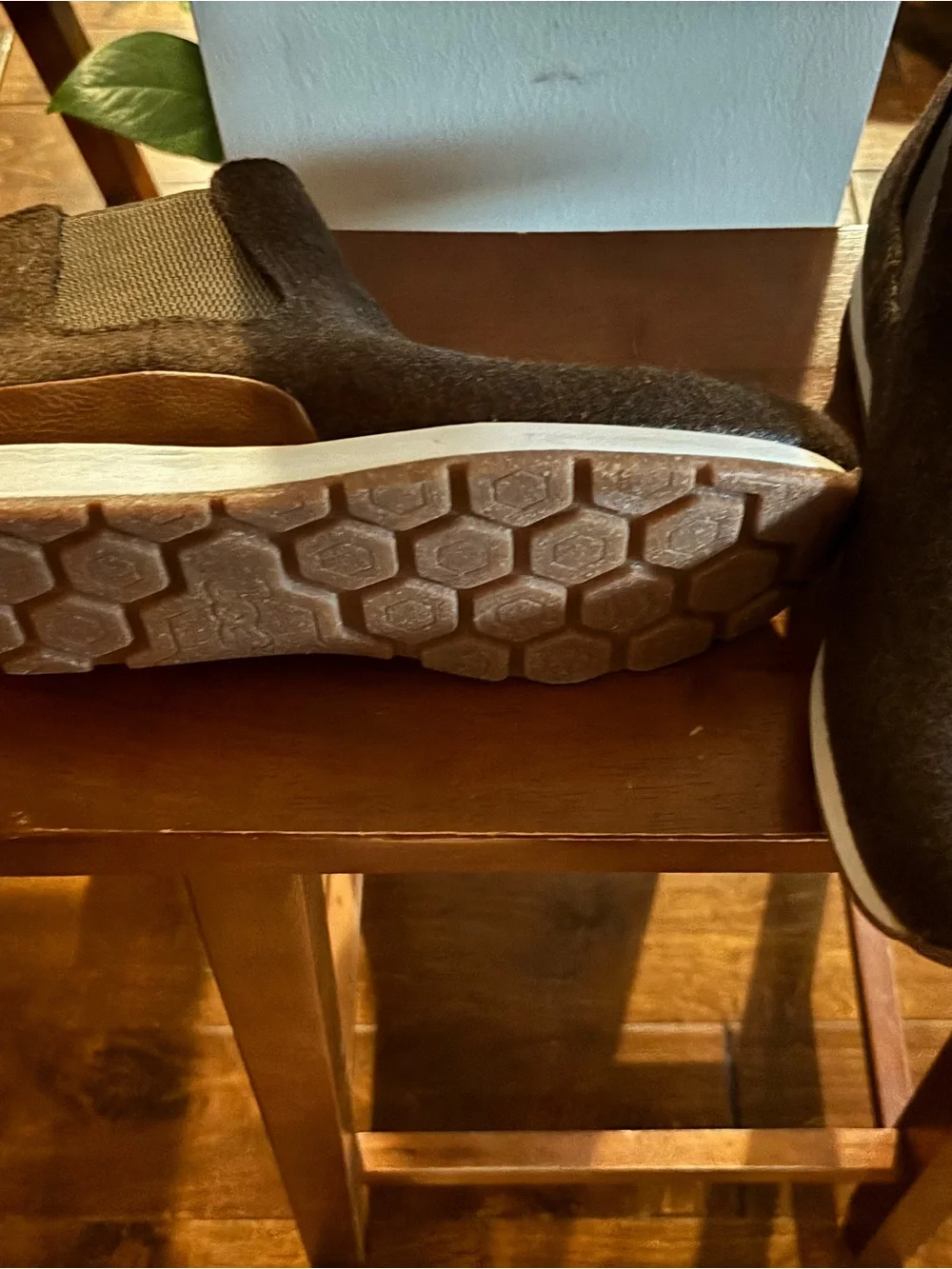 boc Dark Brown Chukka Boots